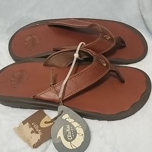 OluKai brown sandals size 8